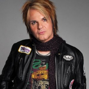 Poison S Rikki Rockett Is Battling Cancer Noise Com