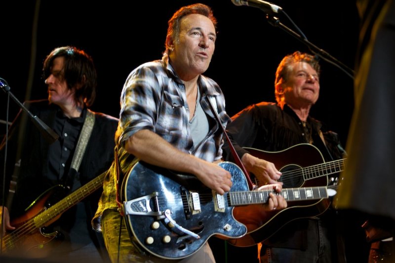 Bruce Springsteen, Neil Finn, Paul Kelly Win Helpmann Awards - Noise11.com