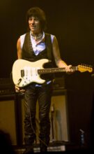 Jeff Beck by Ros O'Gorman copyright The Noise Network Pty Ltd 2009